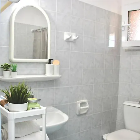 Bright Loft At Regina *